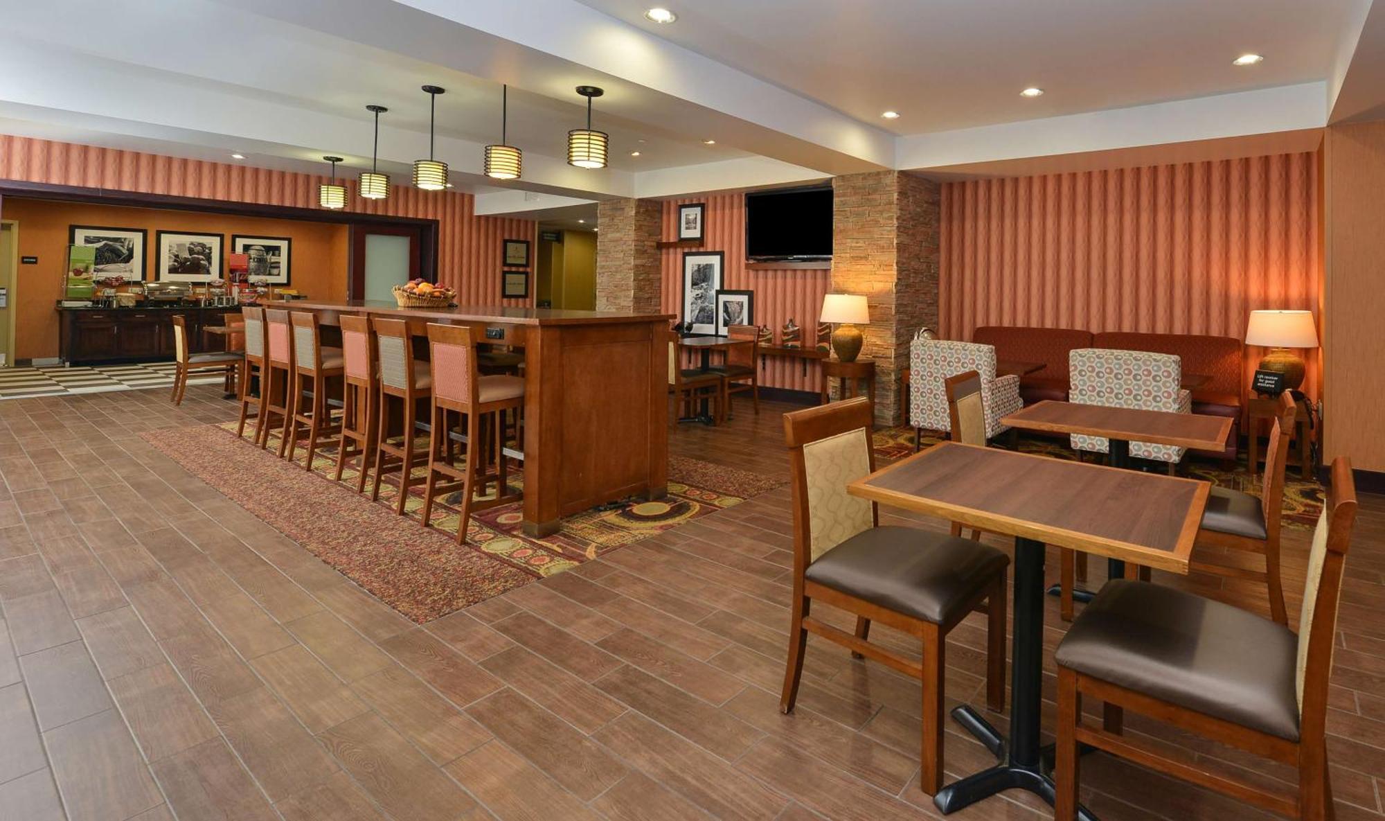 Hampton Inn Ottumwa Exterior foto